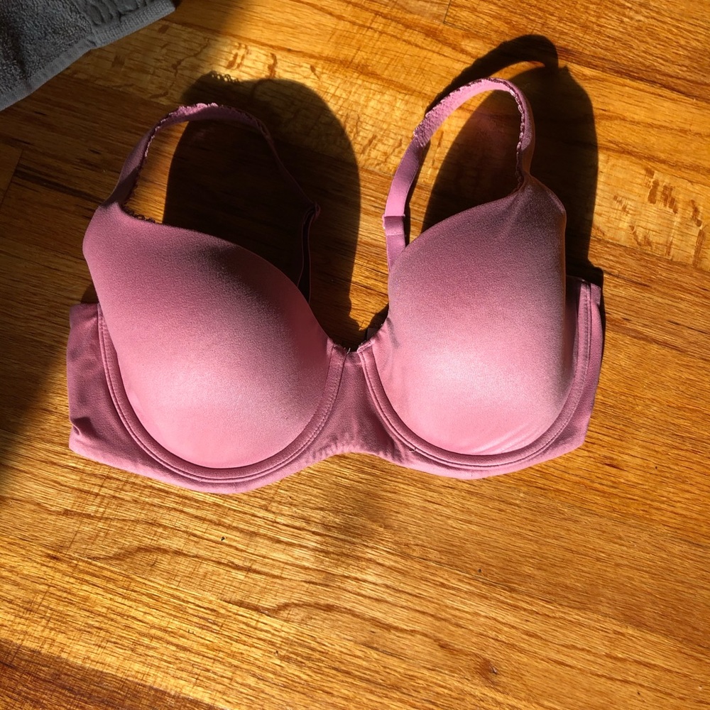 Victoria secret bra 38C
